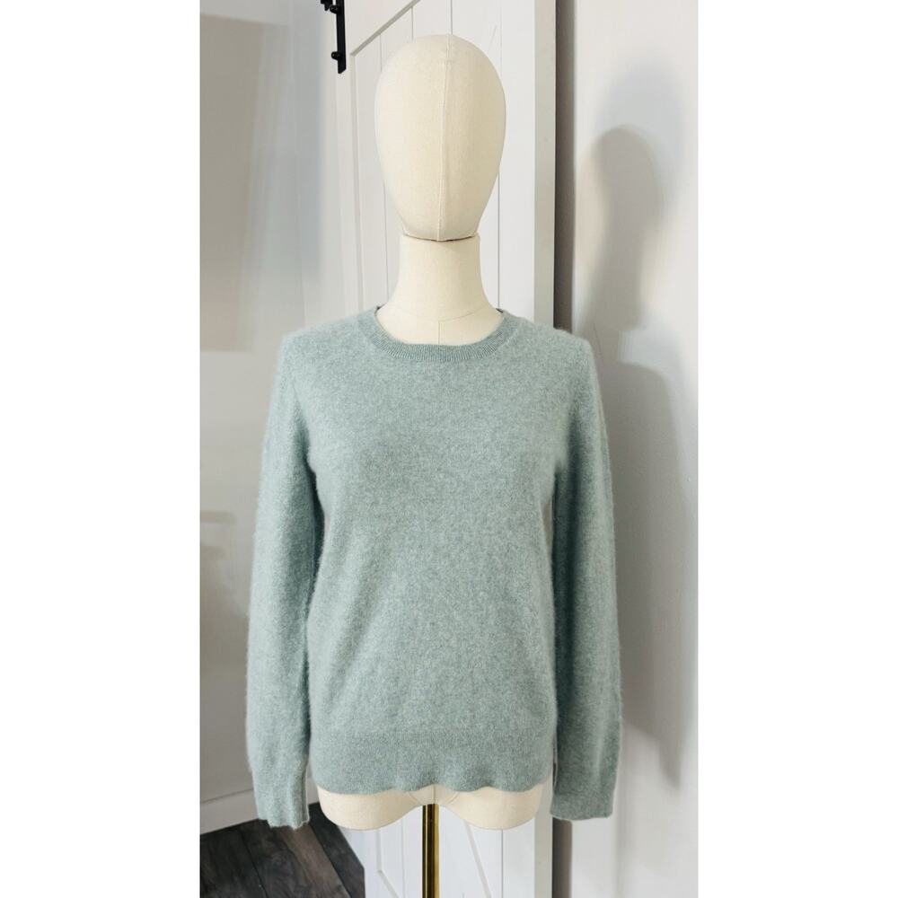 Quince Women’s Size L Light Green Color 100% Cashmere V Neck Sweater Pullover